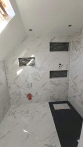 Porcelain Tiling of En-Suite with Carrera Marble effect
